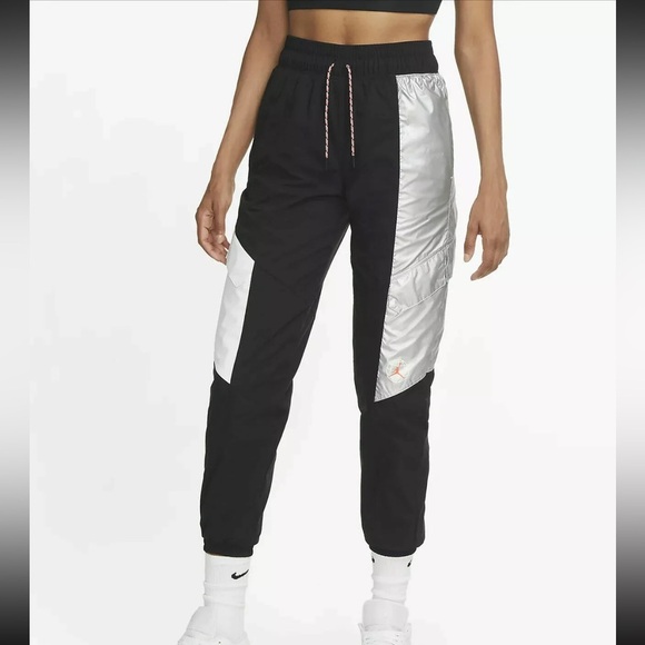 Air Jordan Winter Utility Womens Pants Size S Joggers Black Silver NWT - Picture 15 of 15